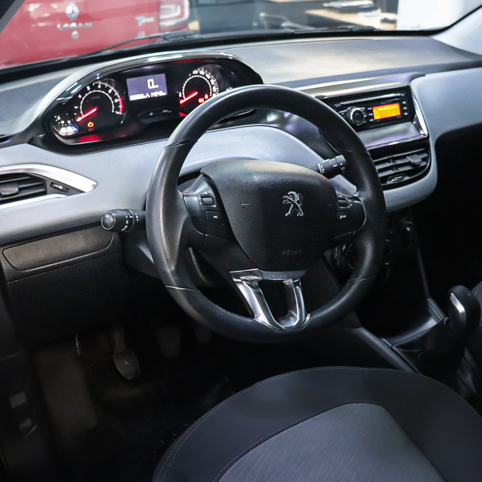 peugeot Activo – GTM Autos 208 active peugeot Activo – GTM Autos